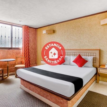 Capital O Hotel Valencia Пуэбла Экстерьер фото