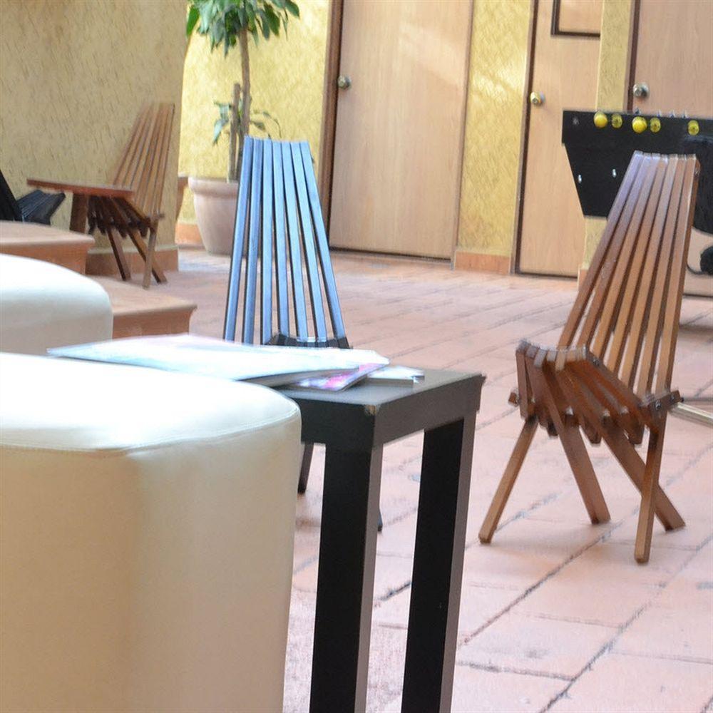 Capital O Hotel Valencia Пуэбла Экстерьер фото