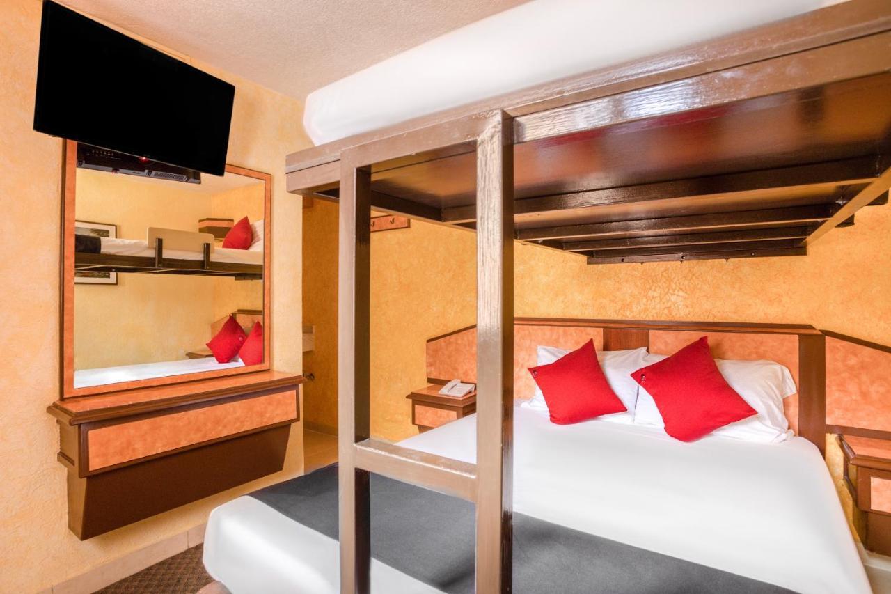 Capital O Hotel Valencia Пуэбла Экстерьер фото